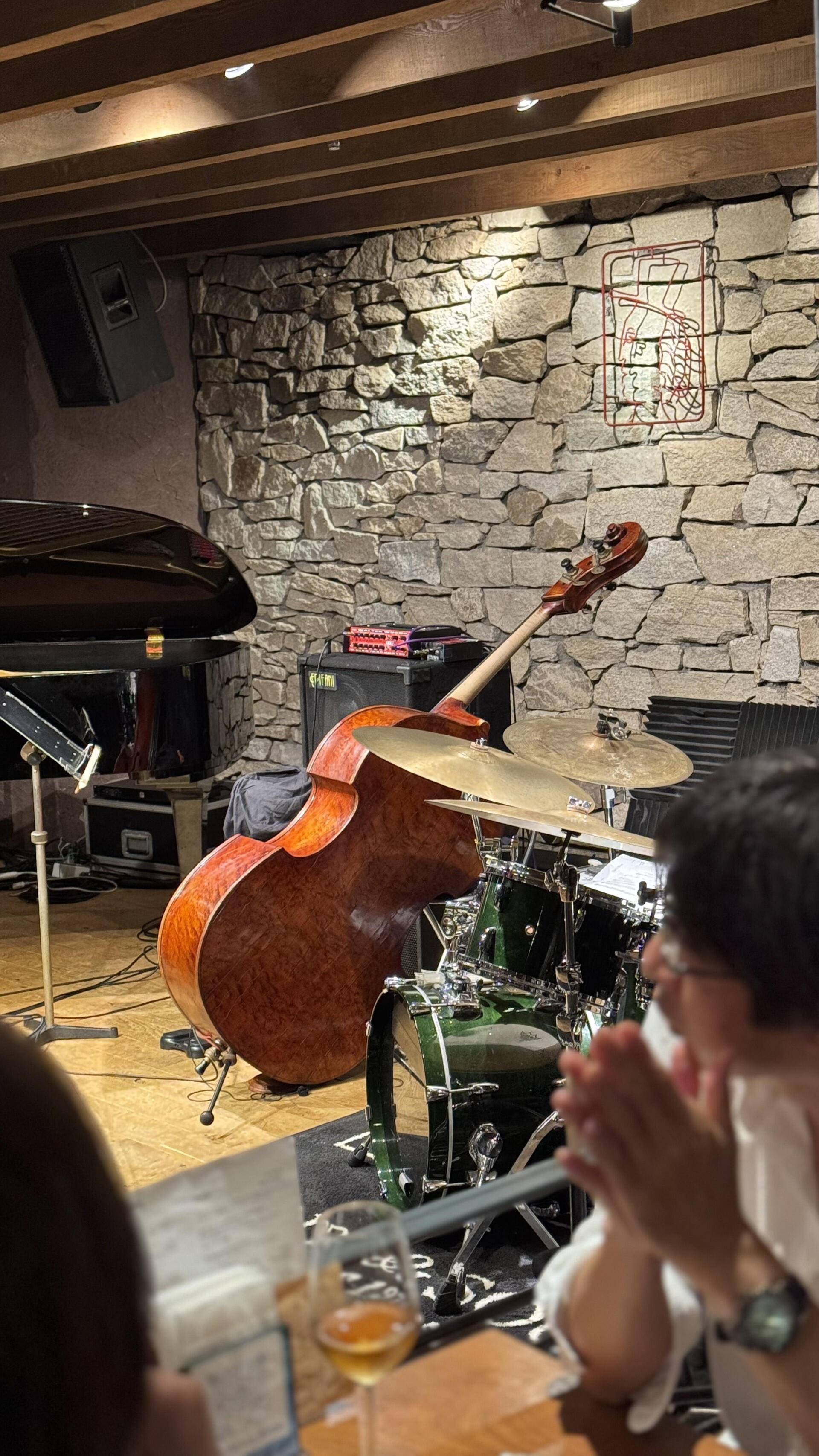 Tokyo Jazz Tours | Private Jazz Kissa & Live Club Evenings Private, small-group evening tours exploring Tokyo's jazz kissas and live clubs. Hosted by long-time jazz devotees and working musicians.
